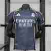 Versión Jugador Equipacion Segunda Real Madrid 2025 2026